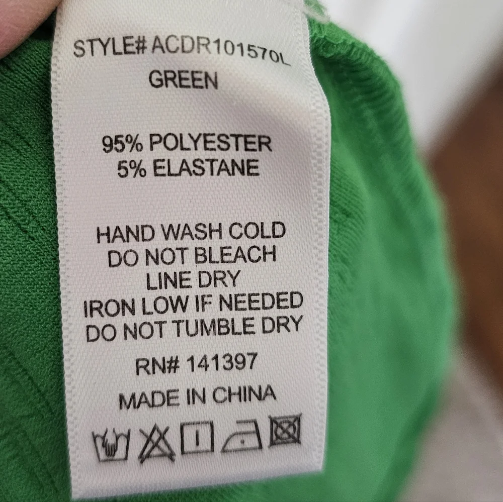 ASTR the Label, Green Textured Midi Dress - Elegant Women's Dress, Size S - Picture 7 of 9